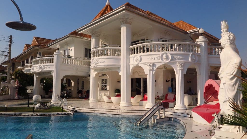 EMPIRELAND Luxury Pool Villa Pattaya Walking Street — thumbnail 10
