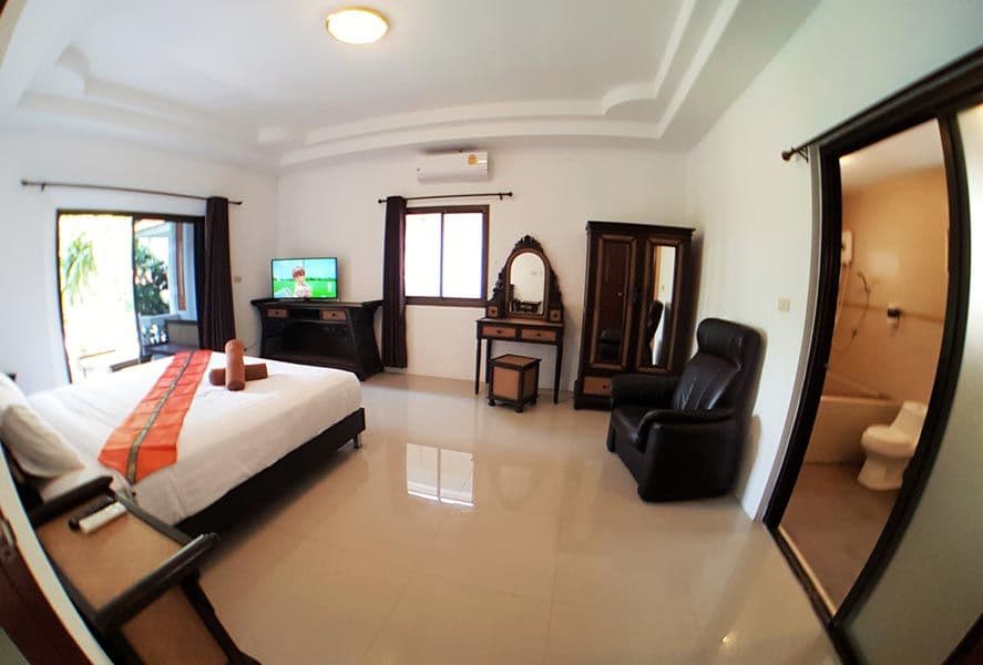 YAILAND Luxury Pool Villa Pattaya Walking Street — photo 20