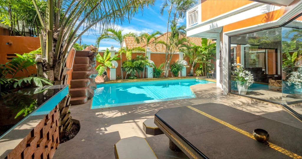 TUCHELAND Luxury Pool Villa Pattaya Walking Street — photo 11