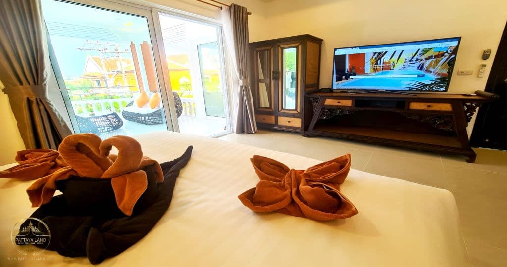 IZZYLAND Luxury Pool Villa Pattaya Walking Street — photo 25